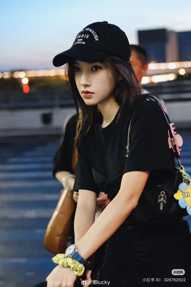 Chxiiao_'s tweet photo. ️️

 ️️
ᰔᩚ𖹭 ֶָ֢  Masih banyak hari dan waktu yang akan kita lalui bersama, jadi mari kita ukir hari hari bahagia berdua, termasuk mengukir tanda cinta di setiap kecupann 🫣❤️
 ️️

 ️️ https://t.co/3nKUy7LZXs