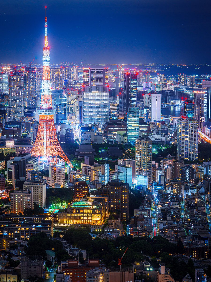 PrettyCitiesX's tweet photo. Tokyo Tower Japan 🇯🇵 https://t.co/zXHPov58Aj