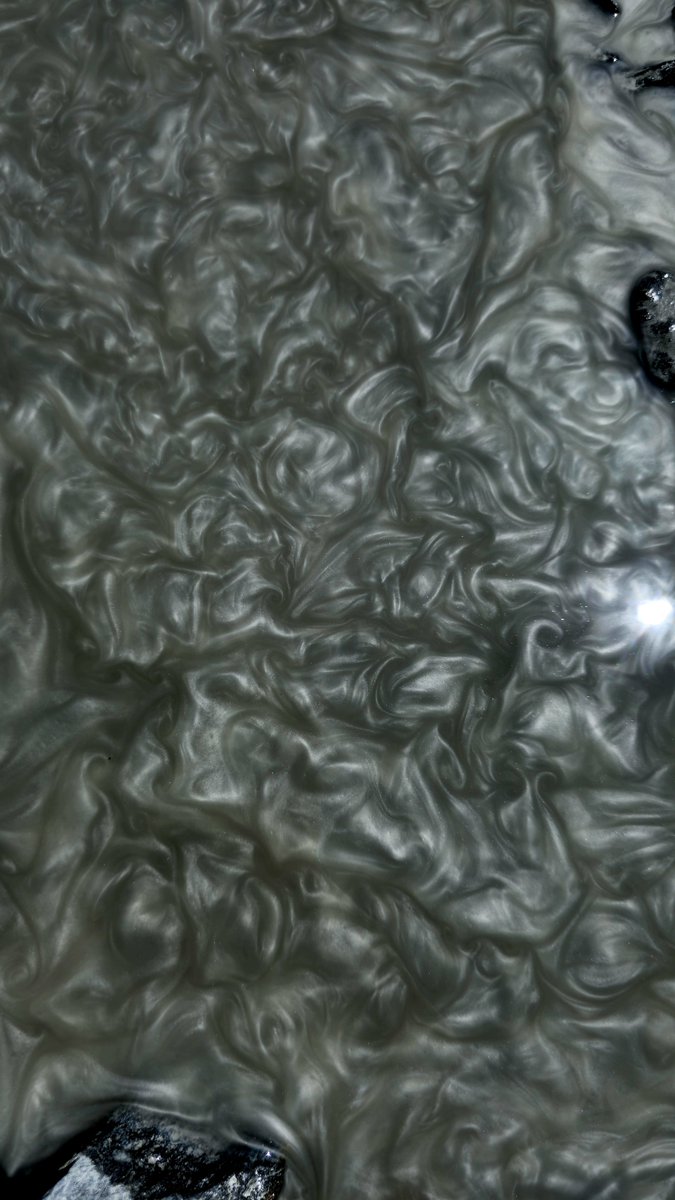 Bigcao38's tweet photo. What a beautiful pattern on water https://t.co/MRbWWB5dhr