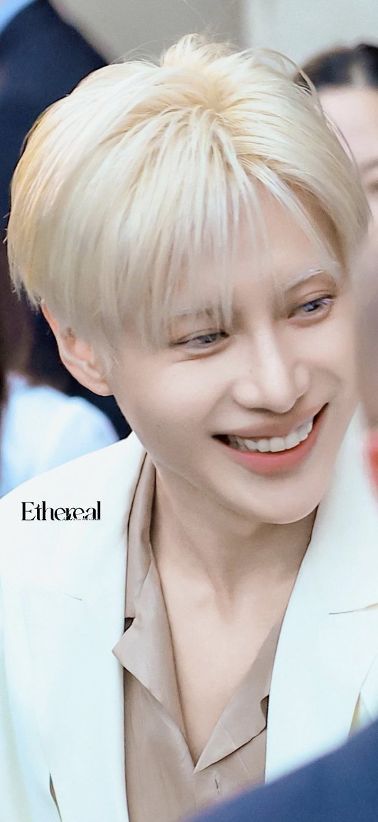 xoreasonox's tweet photo. 예쁜것만좋아해서 태민좋아하는 태민팬들
260929 감동받아죽다 https://t.co/TXcxAjhME8