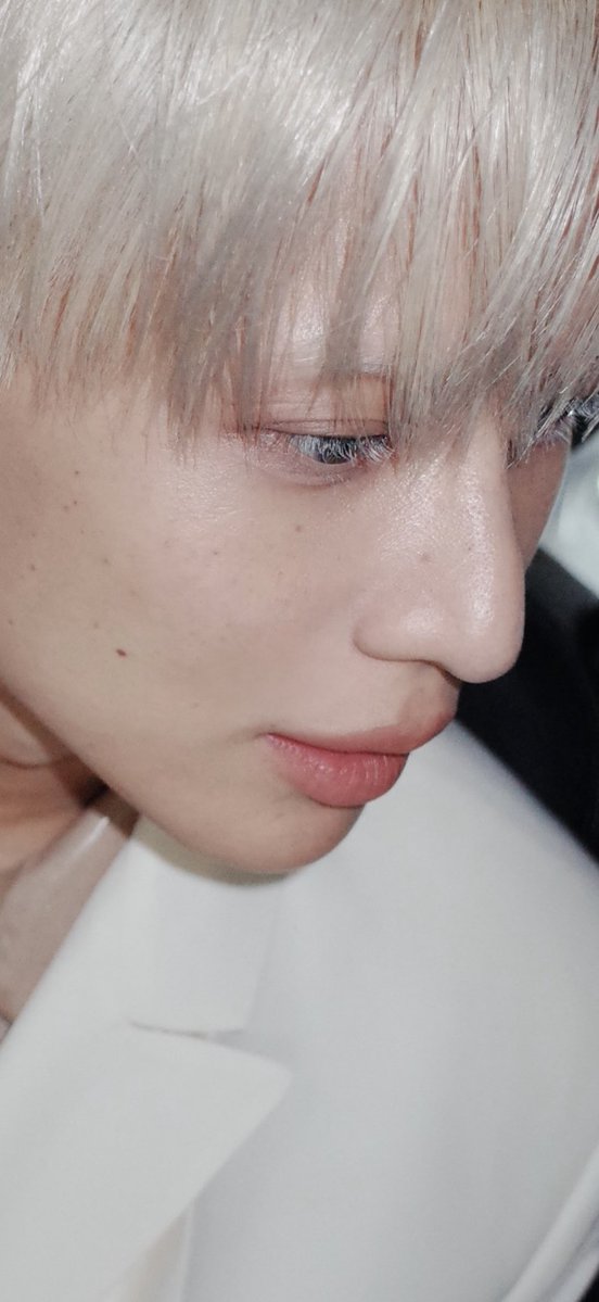 xoreasonox's tweet photo. 예쁜것만좋아해서 태민좋아하는 태민팬들
260929 감동받아죽다 https://t.co/TXcxAjhME8