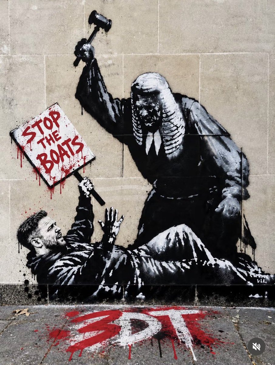 TRobinsonNewEra's tweet photo. As danny sits confined in a cell he may not realise his attack by the judiciary/government has exposed them to a wider audience . More people will join our ranks in the upcoming battle against those that try to destroy our nation, our families, our culture , & our beautiful country .