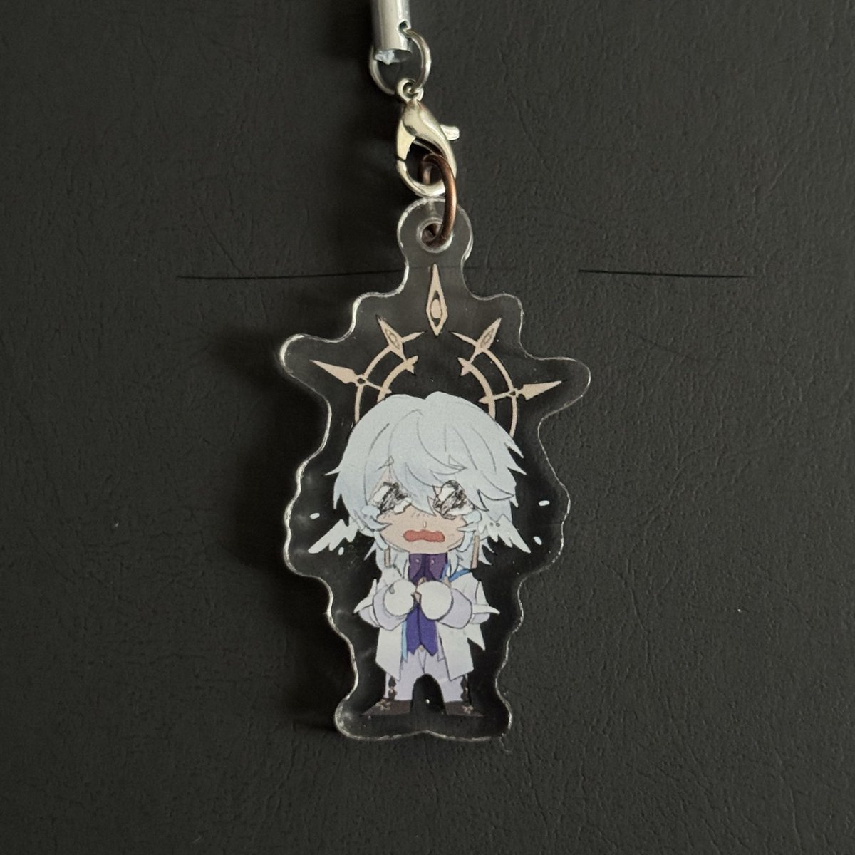 valintiino's tweet photo. if anyone would like some tangible little guys, im selling these 2" (50.8 mm) chuds as keychains/phone charms for $5 each plus shipping n tax. help a mf out 🩶 #argenti #sunday #honkaistarrail 
https://t.co/vXUvFwgDfV https://t.co/MzIIj4gCzm