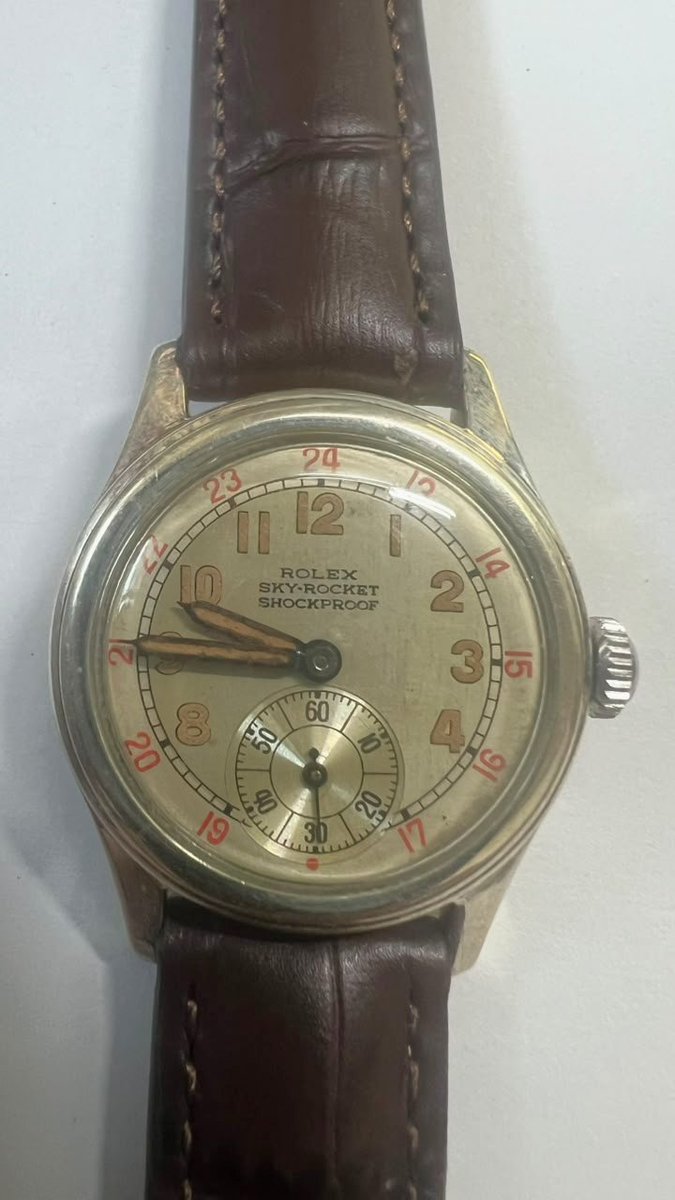 AuctionMirza570's tweet photo. Some of my vintage rolexes recently serviced .... Guess servicing cost... #Rolex #LinenDial #SpeedKing #PocketRocket #OysterRoyal #RolexPrinceExtraPrima https://t.co/YQ5IZqpiQP