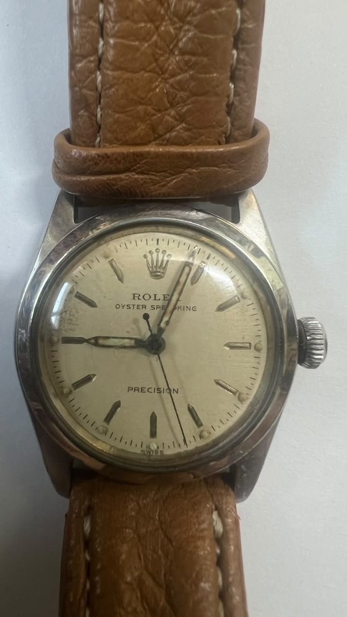 AuctionMirza570's tweet photo. Some of my vintage rolexes recently serviced .... Guess servicing cost... #Rolex #LinenDial #SpeedKing #PocketRocket #OysterRoyal #RolexPrinceExtraPrima https://t.co/YQ5IZqpiQP
