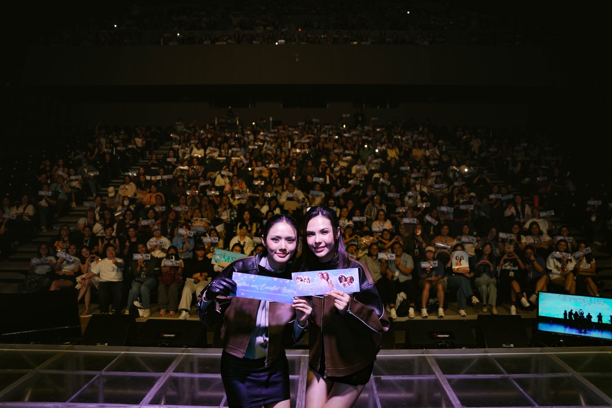 cdmentph's tweet photo. SI MAGANDA AT SI MASARAP SA MANILA 🫶

Here are photos of Lookmhee and Sonya looking like the absolute queens they are as they begin their Everafter tour in Manila.

And wow, Filo-Besties, what a crowd you are! You made this chapter as pasabog as it could be 💥

No wonder the girls had the best time and couldn't stop talking about how amazing you all are. You truly are the best Besties they could have asked for 🥰
Chapter 1 may have closed, but the story isn't over. 
Let's turn more pages and have more fun! ❤️

#LMSYEVERAFTER
#LMSYBeginInManila
#LMSY #ลูกหมีซอนญ่า
#LookmheeSonya 

More Photos here: https://t.co/X27X4tikA9