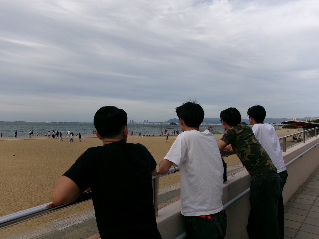 hall__06k's tweet photo. 夏終わっちゃうし今年の夏のカスのハイライト https://t.co/yWJBc0G7q4