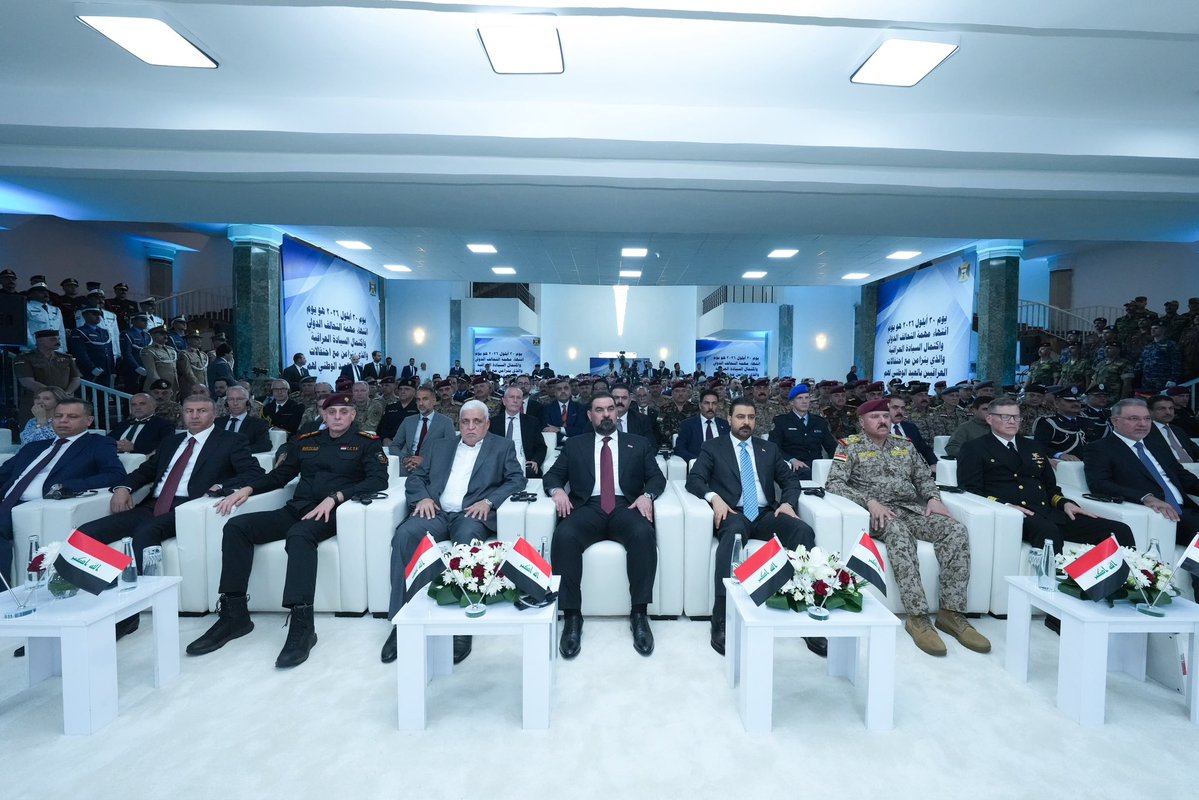 mediaofspeaker's tweet photo. رئيس مجلس النواب السيد هيبت الحلبوسي يحضر الحفل الرسمي الذي أقامه مكتب القائد العام للقوات المسلحة في العاصمة بغداد بمناسبة يوم السيادة 30 أيلول 2026، وانتهاء مهام قوات التحالف الدولي لمحاربة داعش في العراق، بحضور قائد قوات التحالف، وقادة مختلف الصنوف العسكرية والتشكيلات الأمنية. https://t.co/xqhl0SzggH