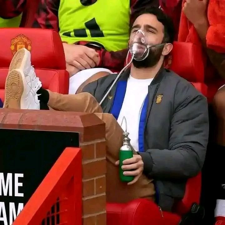 GunnersReplay's tweet photo. Rúben Amorim in his next life after hearing “Manchester United”:

🏃‍♂️💨 He’ll change his name, block the number, and switch off the entire phone. 😂😭

#ManchesterUnited #MUFC https://t.co/kafgVKj2dA