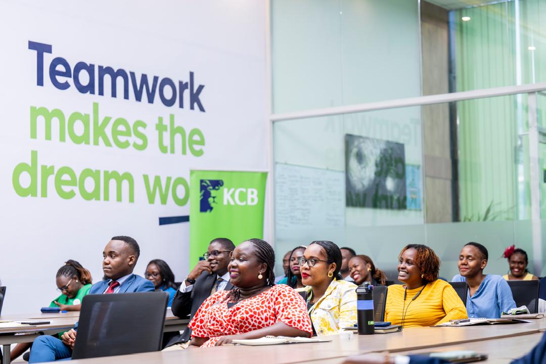 VoiceofToro's tweet photo. π @kcbbankug has celebrated the graduation of 120 emerging and first-line leaders from its 2026 Emerging Leaders Development Program.
The milestone completes a three-year investment in leadership development across every management level.
#KCBUganda #PeopleForBetter https://t.co/5AA3LNFMJC