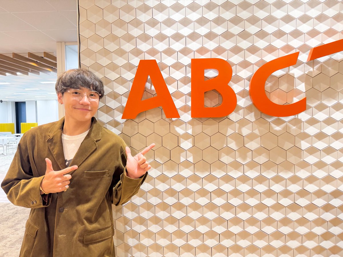 25kaihouku_abc's tweet photo. 【10月前半メッセージテーマのお知らせ】

テーマ①『小森隼を解放』
▶︎小森隼が今まで一度もされたことないであろう質問
▶︎シンプルに小森隼に聞いてみたいこと
をお寄せください。
↓メールアドレスはこちら↓
25kaihouku@abc1008.com

#小森隼
#ABCラジオ https://t.co/noyxXn11GU