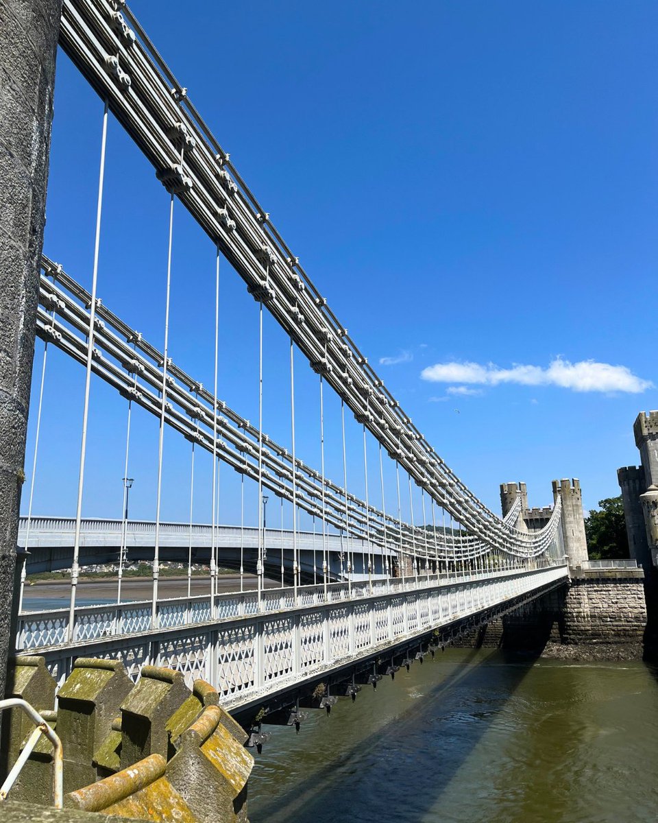EdwardsofConwy's tweet photo. It's a lovely morning for a walk around our historic town! 🏰

We're fully stocked with all of your favourite deli treats to enjoy whilst exploring our beautiful part of the world 🌍

#edwardsofconwy #conwy #northwales https://t.co/cMZNa31ut7
