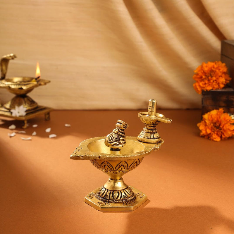 kanika_jain83's tweet photo. Brass Nandi Shivling Diya

🎁Up to 50% OFF | Worldwide Express Delivery 🌎

Comment "PP" for price. DM to book - only 4 pieces left.

🛒ORDER BULK INQUIRIES

🌐https://t.co/XTGowfoYZH

📲WhatsApp:https://t.co/guxEFVgYmM

#brassnandidiya #shivlingdiya #poojaessentials https://t.co/CRS8fHksnq