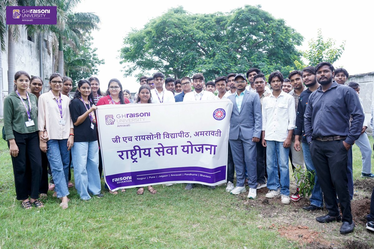 ghruofficial's tweet photo. Empowering the future custodians of health, care, and medicine!
G H Raisoni University’s School of Pharmacy celebrates World Pharmacist Day 2026 with insightful presentations and academic excellence
#WorldPharmacistsDay2026 #WorldPharmacistsDay #Pharmacy #GHRU #RaisoniEducation https://t.co/9799ZVDbk9