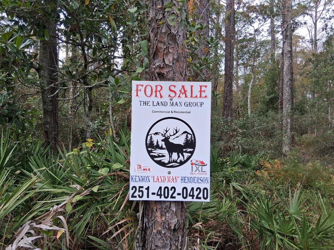 kennonhen's tweet photo. The Land Man Has this Vacant Lot on Dauphin Island 

Brokered by IXL Real Estate 

Kennon "Land Man" Henderson 
251-402-0420 

139 Narvaez St, Dauphin Island, AL 36528 
Priced at 74,000

Lot Dim: 81x150x81x150 at .279 of an acre
No Mobile Homes &amp; No RV`s 
No Owner Financing https://t.co/NVFL48xduA
