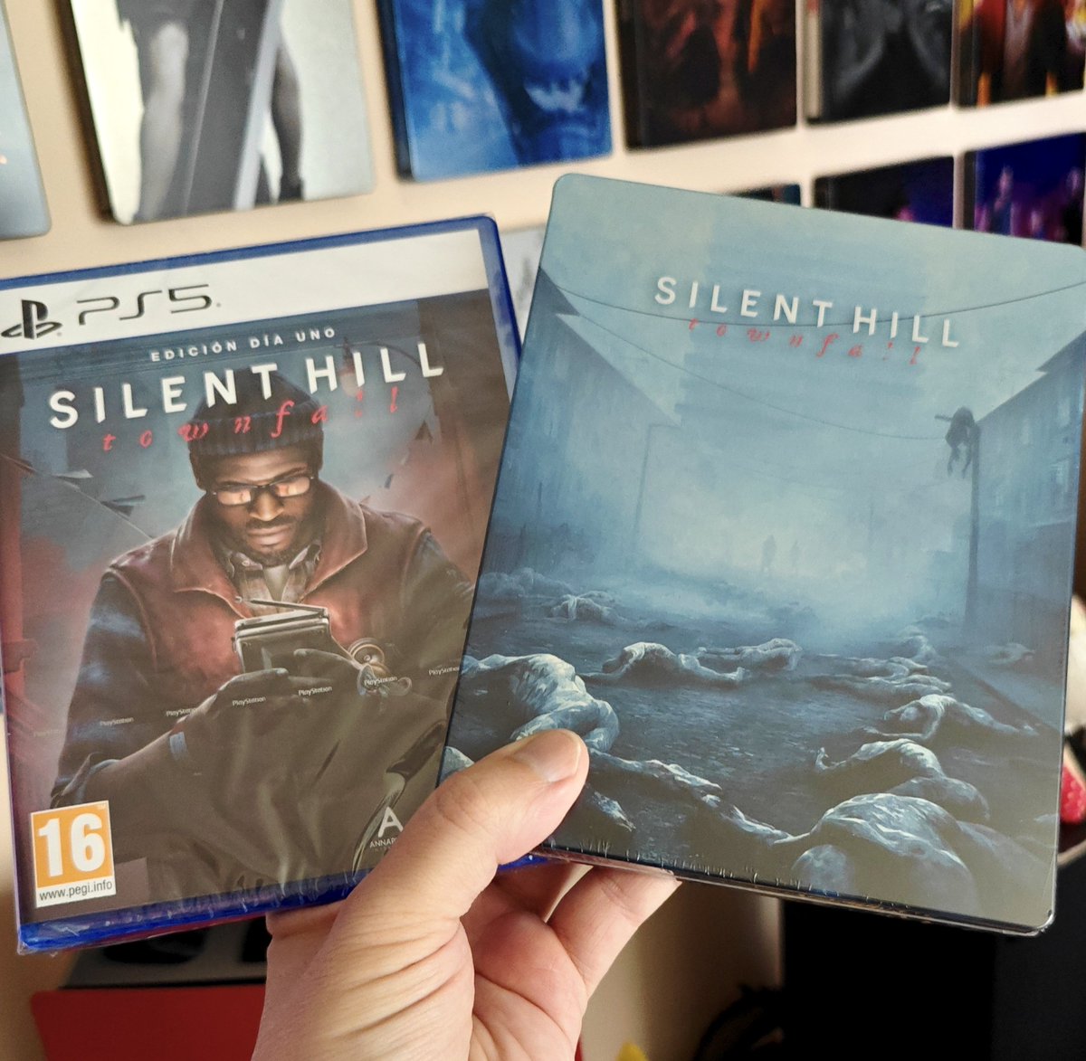 Raul74610043's tweet photo. Por fin pude recoger mi silent hill y su bonita steelbook que me tenían en @VideojuegosGAME https://t.co/8mgtZIuCPS