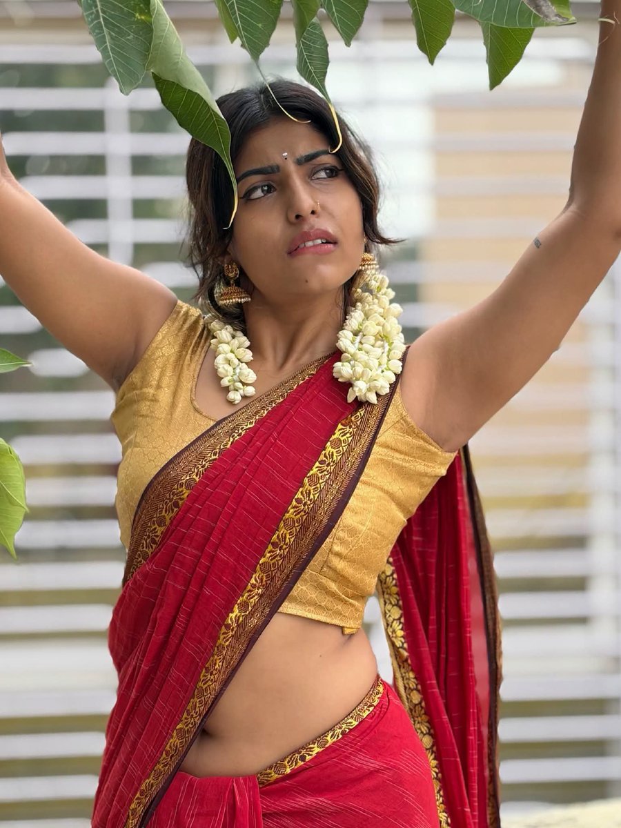 poes_gardener's tweet photo. Shyamal Dattaraj in saree 🫦🥵🤤😋
#ShyamalDattarajinsaree #Shyamal #Dattaraj #saree
🧵 2/n https://t.co/8JR6cBolNw