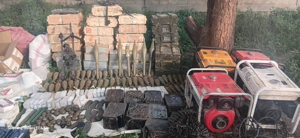 Amash25326159's tweet photo. An operation is underway to disarm the #TPLFTerrorist (#TPLFTerroristGroup), which has refused to resolve the situation peacefully under #Pretoria_Agreement https://t.co/DeXK7fN2b3