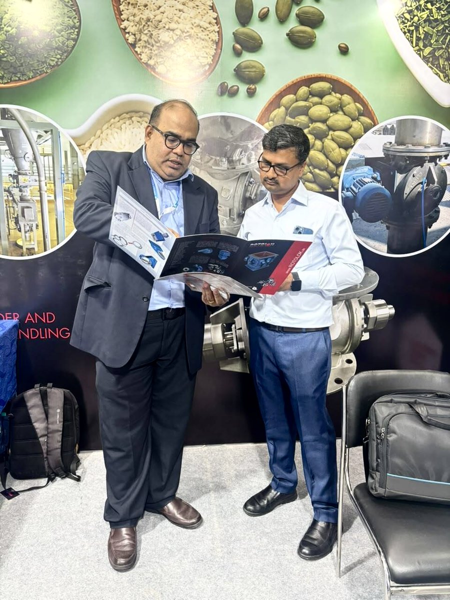 RotolokGroup's tweet photo. Day 2 is underway at @anufafoodtec - the conversations are flowing and the booth is buzzing!

We’ve been putting Rotolok’s solutions for #Spices and #BulkMaterialHandling in the spotlight - and we’re not finished yet. Come find us!

📍 Hall 3 | Booth H105

#AnugaFoodTec #Valves https://t.co/BJIHfApcIv