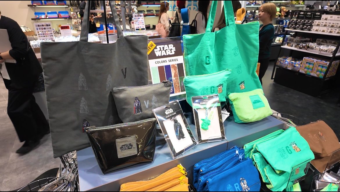 sw_fsch's tweet photo. 2026年10月1日(木)に日本初「スター・ウォーズ」オフィシャルストア常設店「STAR WARS STORE by BENELIC 池袋パルコ店」にご招待頂きました㊗️
歴史的イベントを体験出来て、本当に幸せ!
様々な商品が盛り沢山!
店舗限定商品も見逃せない!
皆マジで行って(゚∀゚)
#スターウォーズ #STARWARSSTORE https://t.co/4qiHgn014x