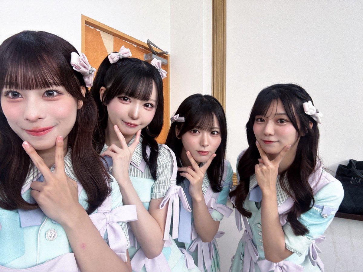 esumi_renon's tweet photo. 個別撮影会、お渡し会ありがとうございました！

たくさん愛伝えてくれてありがと〜😭💫
幸せな時間だった！！！
サマツイ衣装可愛いねえ！！

会いたいと思ってくれた皆ありがとう！
絶対会おうね🫶🏻 https://t.co/TXwd3bIrWu
