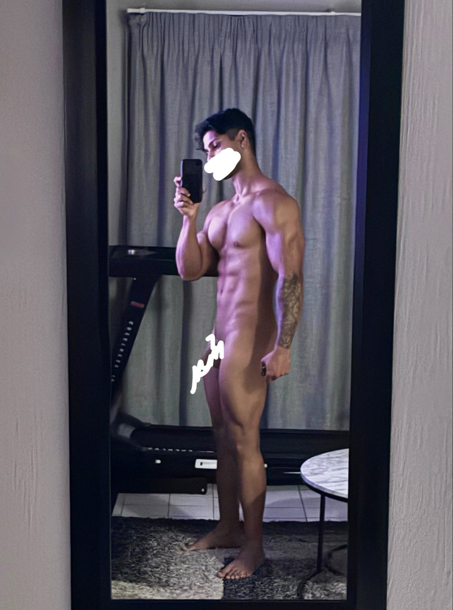 akilwolfpire's tweet photo. https://t.co/e7E1hm0ce1 
Do I look like a Greek God yet https://t.co/RHtoLmhrLO