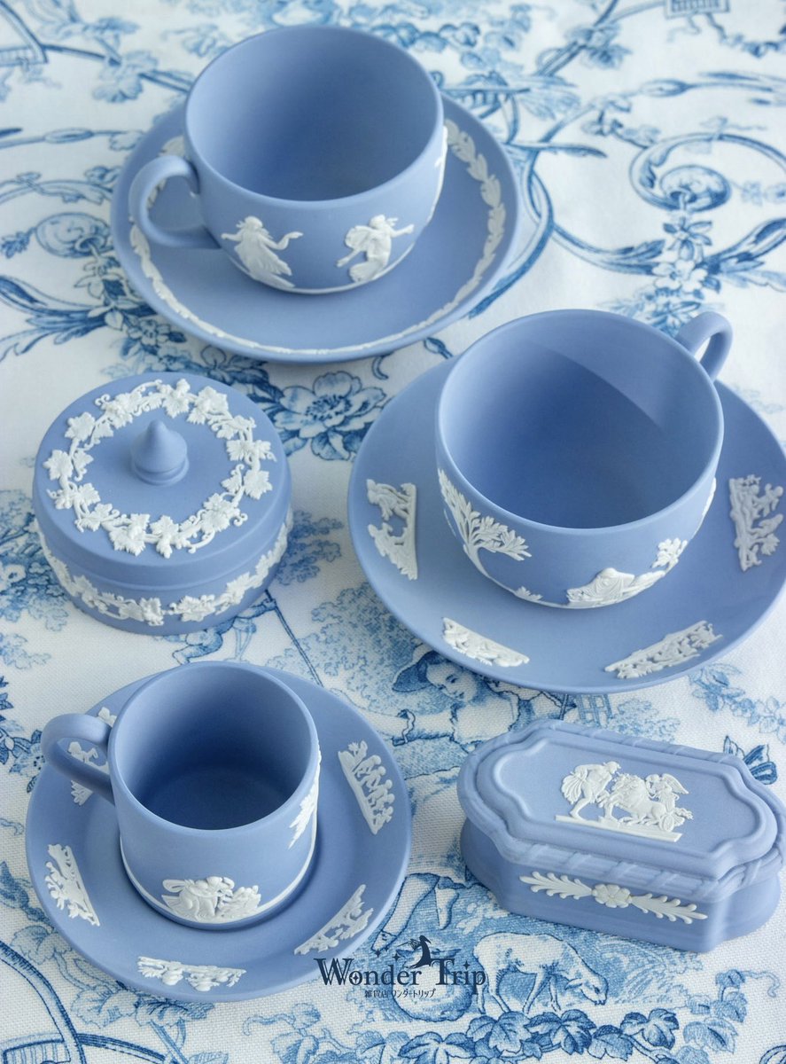 tokino_work's tweet photo. イギリス製Wedgwoodのジャスパーシリーズより、カップ＆ソーサーや小物入れ、ヴィンテージアクセサリーなど多数掲載しました。
https://t.co/BgkiFW3nc1 https://t.co/YgZMzu0ct3