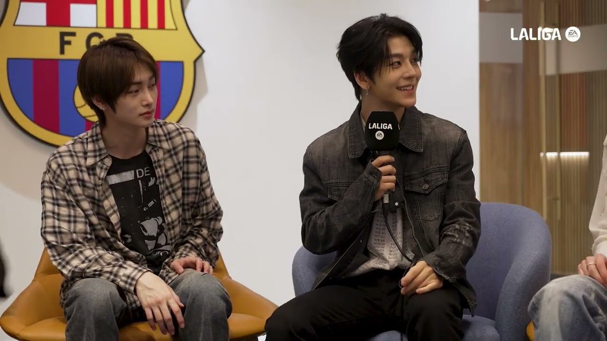 dearest_junseo's tweet photo. ⚽️🎶ALPHA DRIVE ONE takes on LALIGA in Barcelona! | Special Interview 
🔗https://t.co/3Pzy31ixZL

#ALPHADRIVEONE #ALD1 #알파드라이브원 https://t.co/NTN4GT9t0X