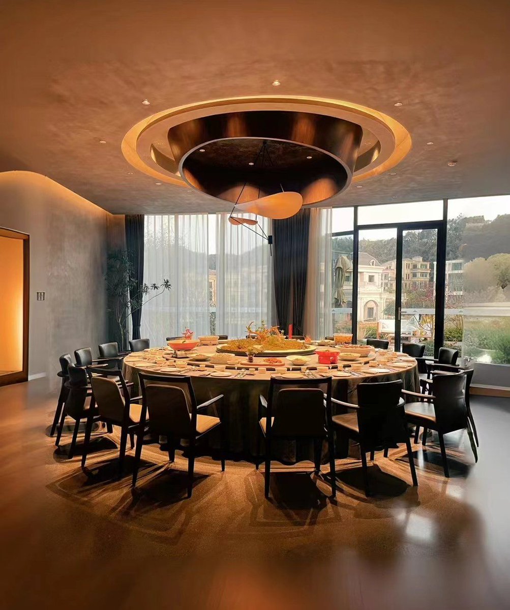 Iwank18586958's tweet photo. [Feeling the fun vibe at the Gulian Du spot! Super cool little hangout with nice views~]， https://t.co/qzHGRo6rcQ