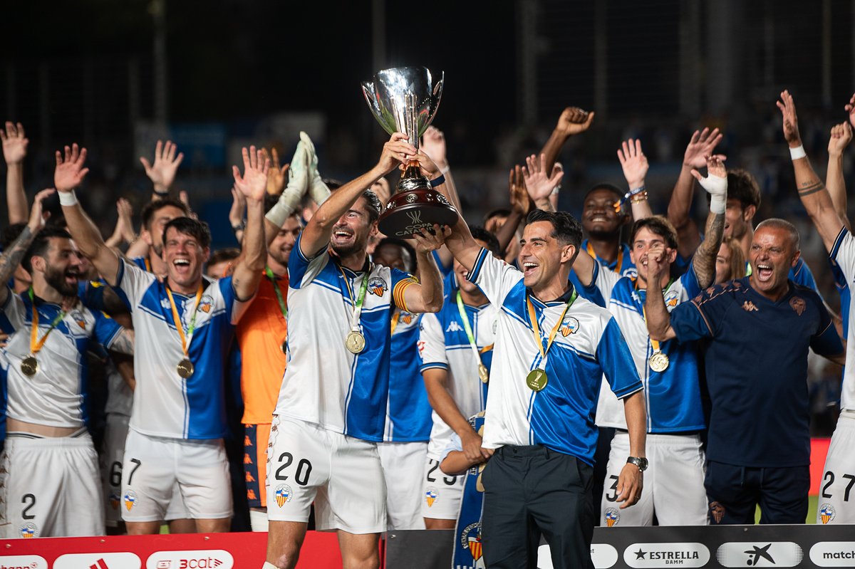 CESabadell's tweet photo. 🔙 Un setembre de títols, alegries, aprenentatges i moltíssim creixement

👣 Continuem fent tots junts el nostre camí en aquesta temporada que volem fer inoblidable https://t.co/GJPdyXUjkP