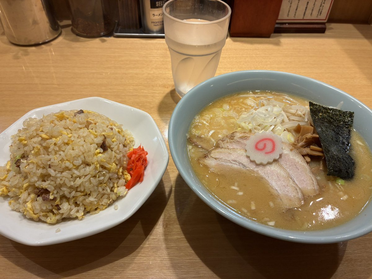 koba33333333's tweet photo. つじ田大森店限定の味噌ラーメンとチャーハンまじで美味い。 https://t.co/CIn3bS8Jh2