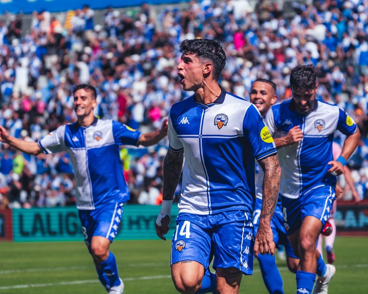 CESabadell's tweet photo. 🔙 Un setembre de títols, alegries, aprenentatges i moltíssim creixement

👣 Continuem fent tots junts el nostre camí en aquesta temporada que volem fer inoblidable https://t.co/GJPdyXUjkP