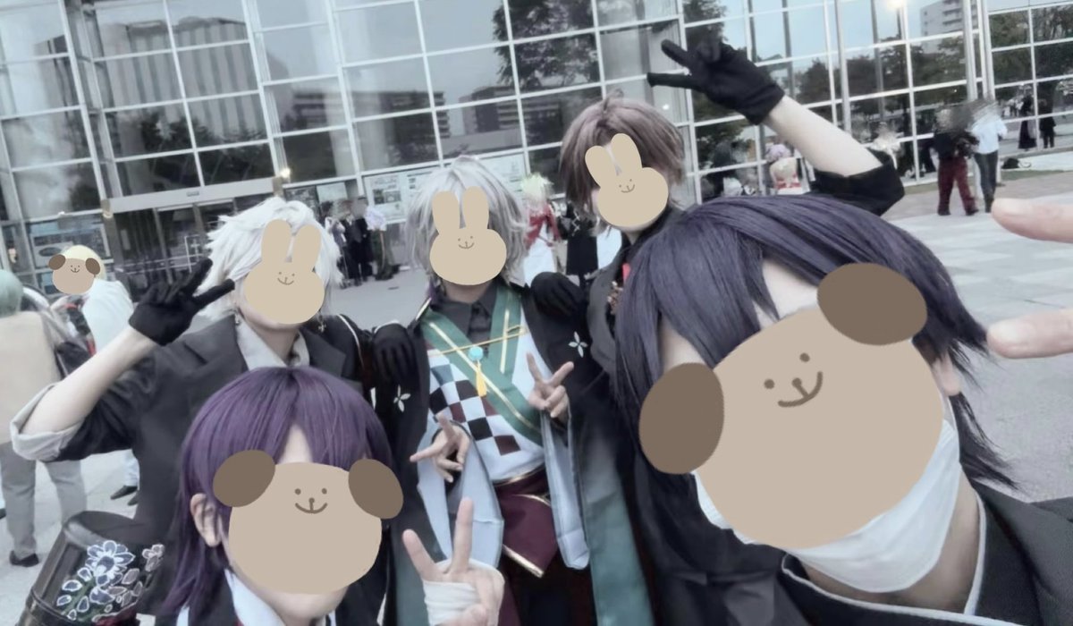Yanoyaadesu2's tweet photo. 一緒に撮っていただいた方々どうもありがとうございます！☺️
とても素敵な1日になりました♪🤭

#シンサツコス
#シンサツコス4 https://t.co/XFsvsXCeJc