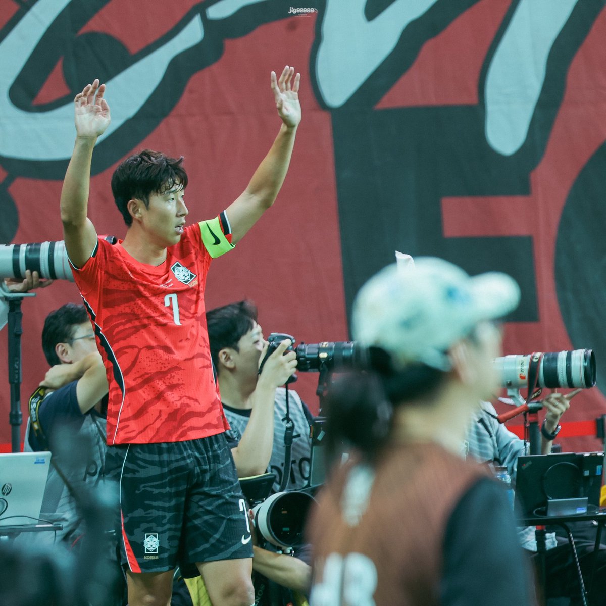 jiyaaaaa0208's tweet photo. 260928 #손흥민 #sonny https://t.co/avOUYa2l0k