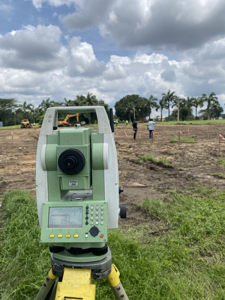 fortunejay0's tweet photo. Out here doing what I love.
Your favourite surveyor is on site.👷🏽‍♂️
#surveyor #youngsurveyor https://t.co/nNuq79rQ9h