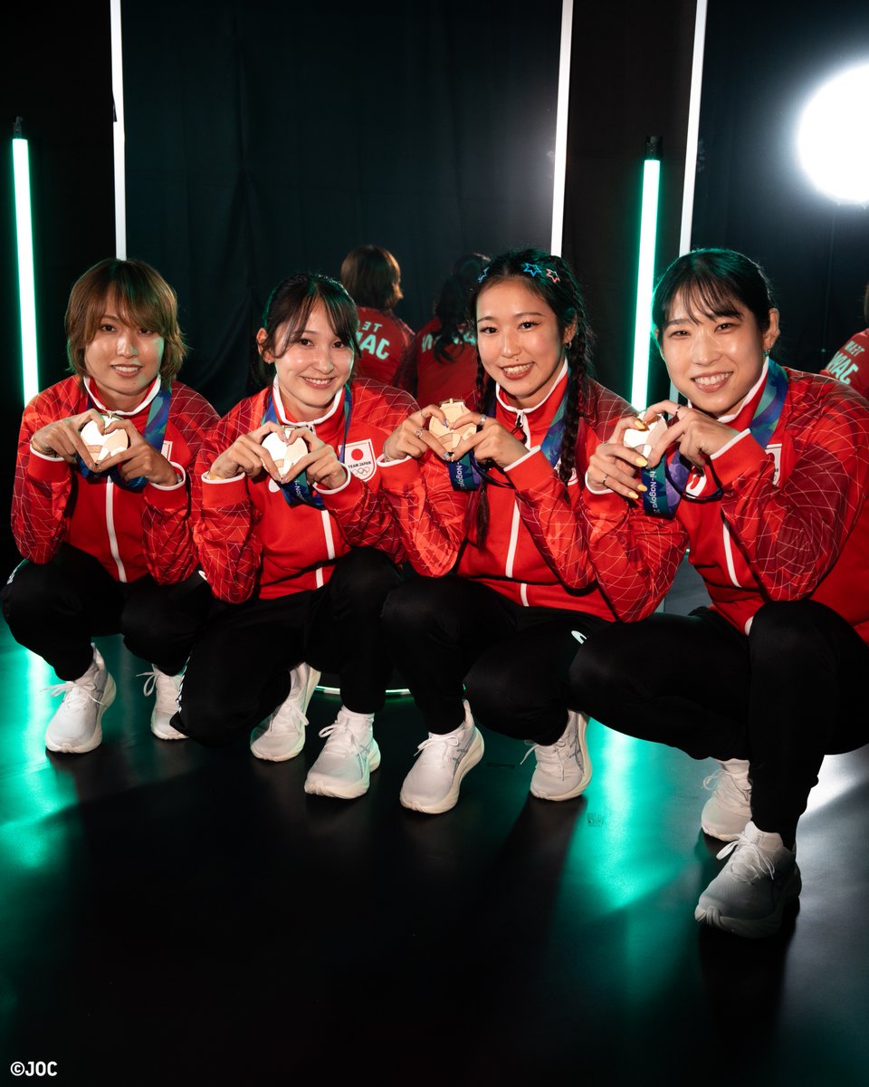 TeamJapan's tweet photo. Portrait📷

#愛知名古屋2026 🇯🇵
陸上競技／女子4×100mリレー
青木益未 選手
三浦愛華 選手
壹岐あいこ 選手
御家瀬緑 選手

@jaaf_jch 
@Mtop416 
@manaka_140214 
@___11tf27 
#TEAMJAPAN #ともに一歩踏み出す勇気を