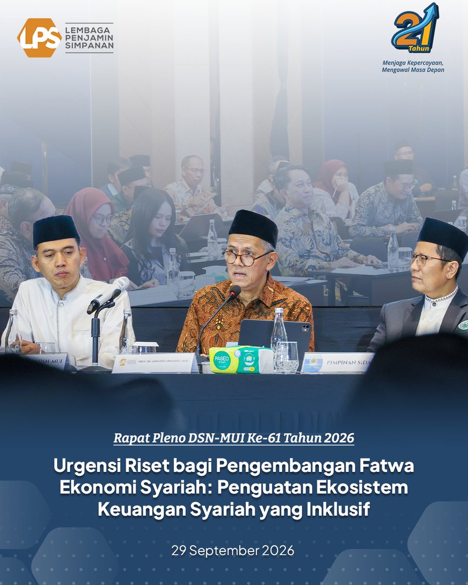lps_idic's tweet photo. Sahabat LPS, riset, fatwa, dan kebijakan perlu berjalan beriringan untuk memperkuat ekosistem keuangan syariah.

Dalam Rapat Pleno DSN-MUI ke-61 tahun 2026, Prof. Anggito Abimanyu, Ketua Dewan Komisioner LPS, menyampaikan pentingnya riset sebagai landasan dalam mendukung pengembangan fatwa ekonomi syariah yang responsif terhadap perkembangan zaman.

Melalui sinergi yang kuat, ekosistem keuangan syariah diharapkan terus berkembang secara adaptif dan inklusif, serta semakin dekat dengan kebutuhan masyarakat.

#LPSIndonesia #AyoNabungdiBank #KuAmanAdaLPS #SahabatNasabahIndonesia
