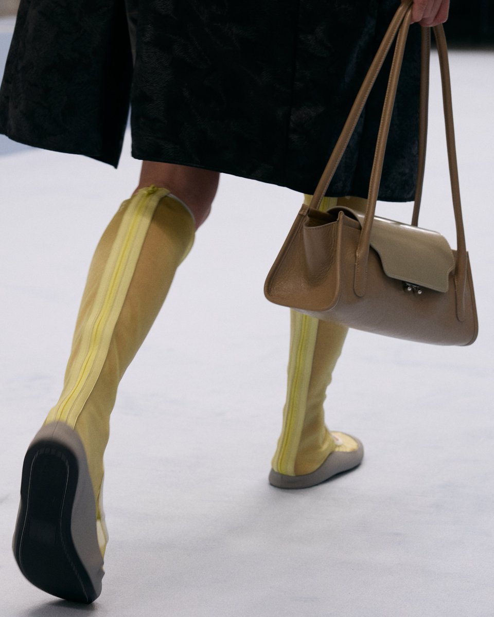 marniofficial's tweet photo. Discover MARNI Spring Summer 2027 collection by Creative Director Meryll Rogge.

Embroidery takes on the character of an objet trouvé: lifted from one garment, placed on another and given new meaning. https://t.co/zgPvYd5Pm9
