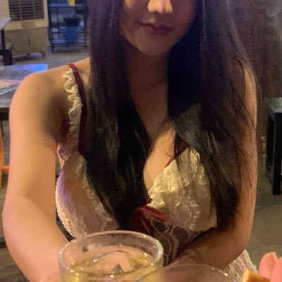 V9V8beer's tweet photo. #NewProfilePic https://t.co/PZtbwoUBvA