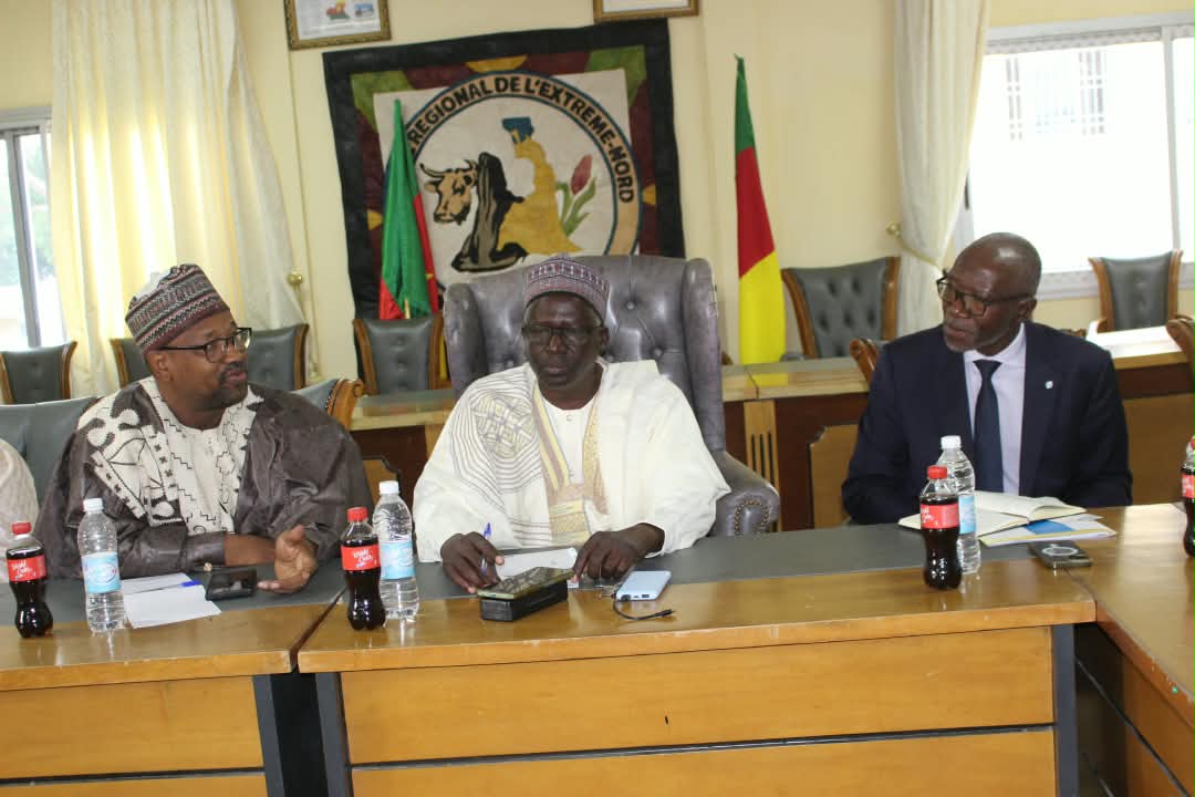 PNUDCameroun's tweet photo. 🇨🇲 UN RC/HC @IssaSanogoUN , @PNUDCameroun  @Chris_Charbon  met with Prof. Haman Djallo, #President of the Far North Regional Council, to advance dialogue on the region's development priorities.

Discussions focused on decentralization, local governance, economic transformation, agricultural value chains, stabilization efforts, climate resilience, and the empowerment of youth and women, while exploring synergies under the upcoming UNDP Country Programme 2027-2031.

 #LeaveNoOneBehind