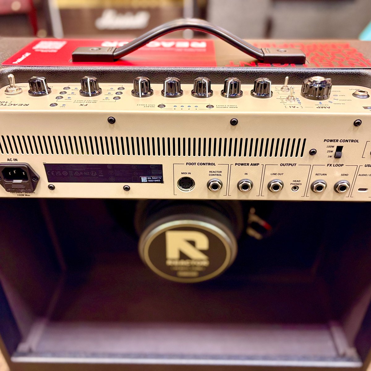 shima_oita's tweet photo. 独自のAI音色生成エンジン「Amp Intelligence」を搭載した100W出力のインテリジェント・ギターコンボアンプ「REACTOR 100」が入荷しました！

出力を100W/25W/1Wに切り替え可能で、自宅練習からステージライブまで1台でこなせます✨

最新のサウンドを是非お試しください🙌

#PositiveGrid
#REACTOR100 https://t.co/6umIuIzn3Y