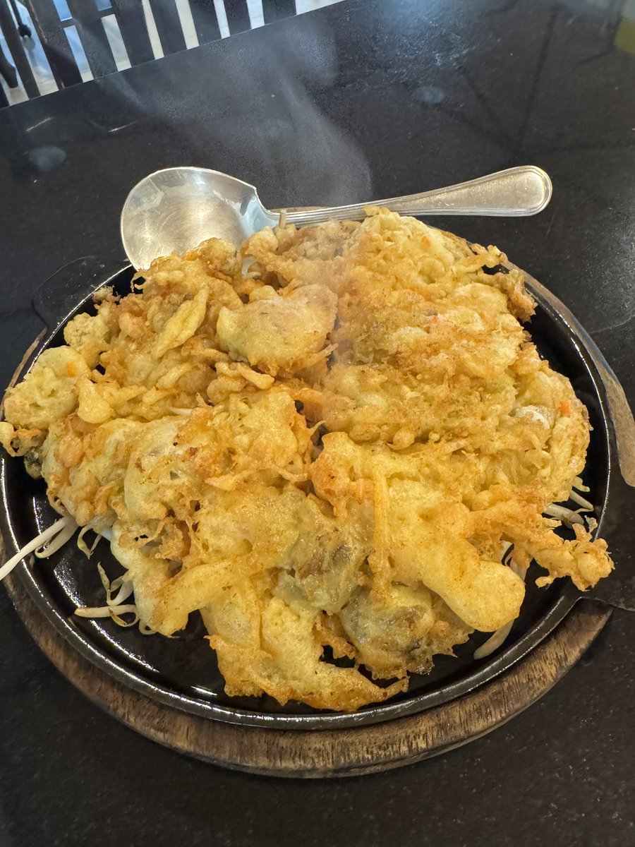 middle_half's tweet photo. ออส่วนกรอบ เสียงฉ่าได้ใจ https://t.co/52O1RG4j8u