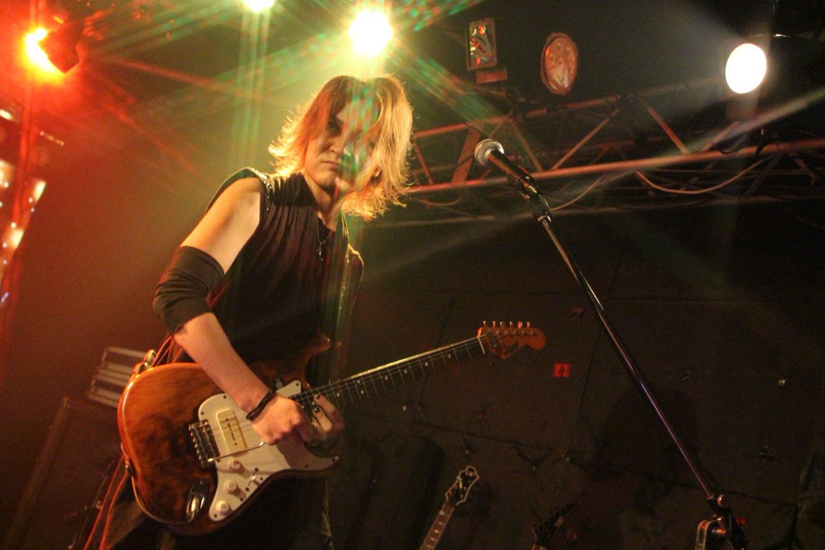 HRYK_Thrasher's tweet photo. 2026/09/26 吉祥寺クレッシェンド
LUNA PARK 5th anniv. GIG
PARK OF CHAOS

使用機材紹介②
Navigator N-ST SGZ Custom -KIKUMARU-
自分の中で一つの基準となっているギターです。大分フレットは擦り減っていますが、長年の我が愛刀、全幅の信頼を置いてステージに立っています🖖

📷@SARAphotograph3 https://t.co/eueVaIUPil