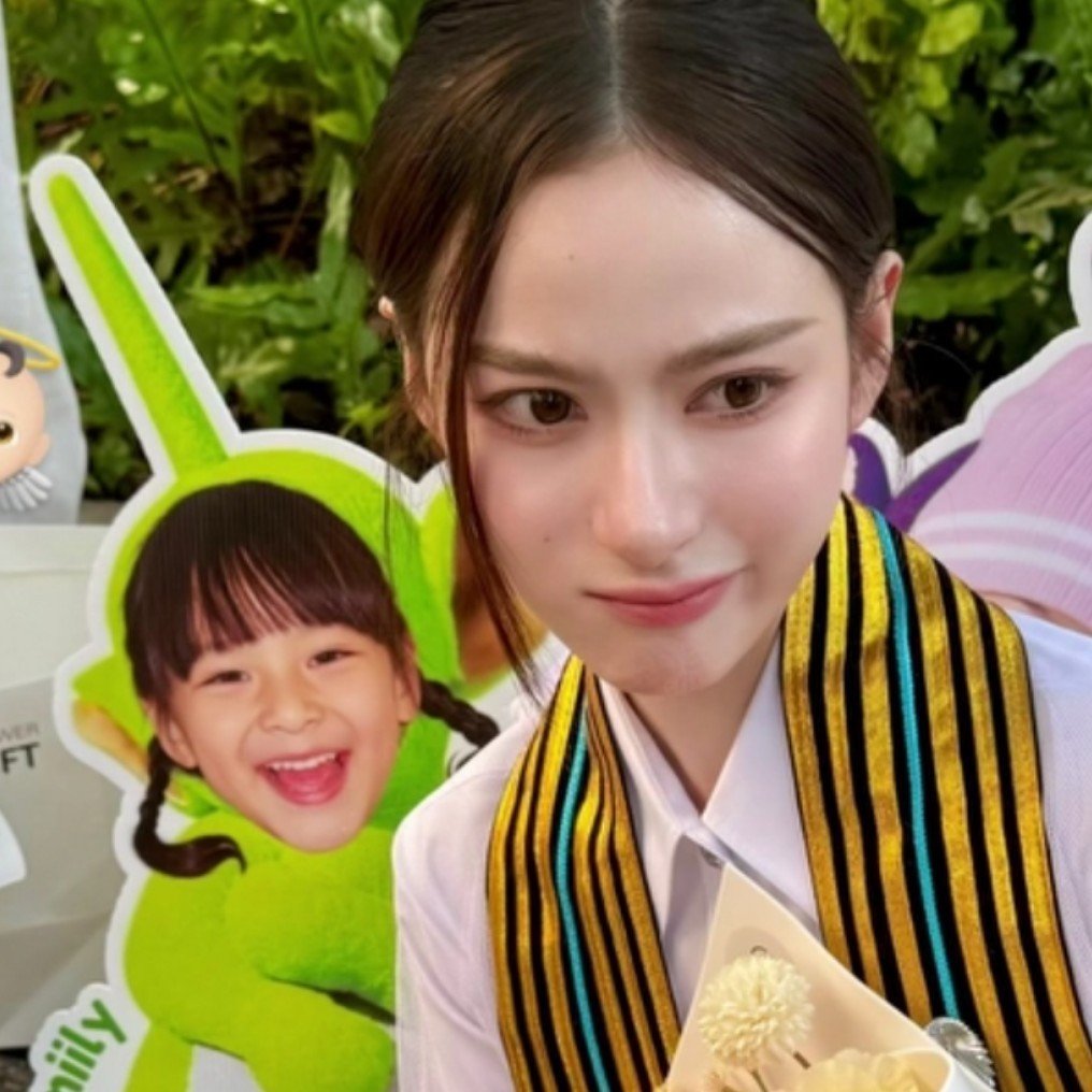 arttoprimii's tweet photo. primii and her baby 🥺💗 https://t.co/8Z94GUft58