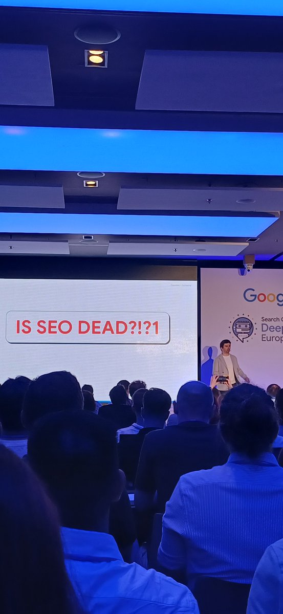 BuilLoren's tweet photo. Hoy estoy en esto, a aprender un poco más de IA y SEO (que dicen en mi empresa que es lo mío)🤣🤣🤣
#SearchCentralLive #SCLDD26 https://t.co/YB4rsxIyTP