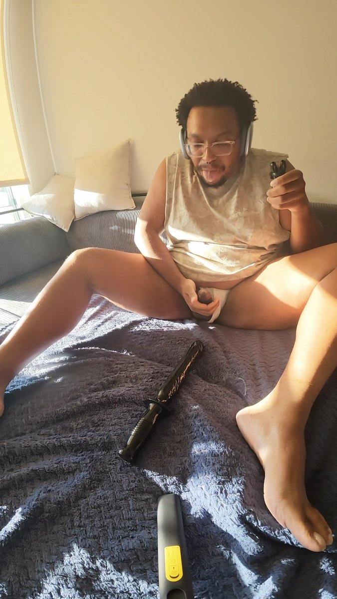 b8rbull's tweet photo. Bro I’m excited for what I cumming out soon https://t.co/sm0h8qUQVO