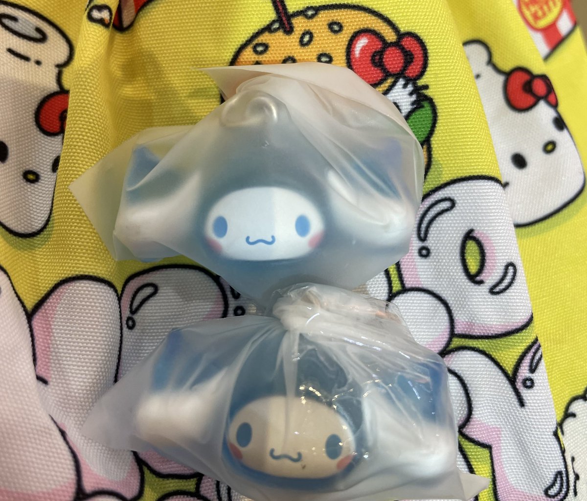 Rakko_Ryubi's tweet photo. @M0e61i1_wo 初めまして、コメント失礼致します。

同種シナモン2つ所持しているのですがキティ2つと2:2での交換は可能でしょうか、、、？

ご検討の程、宜しくお願い致します。 https://t.co/hAvB5tnT67