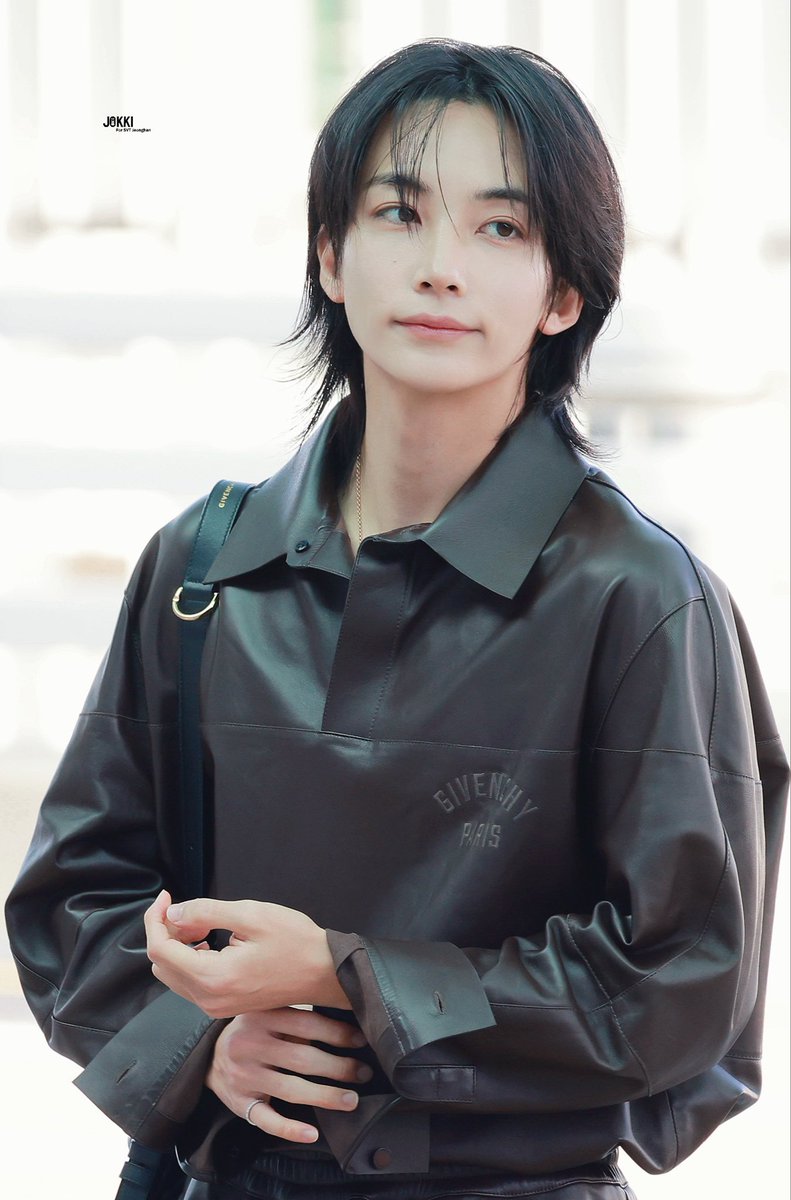 _Jokki_1004's tweet photo. 260930 ICN 
 
#정한 #세븐틴 #JEONGHAN #SEVENTEEN #ジョンハン https://t.co/cGt5vdjn85