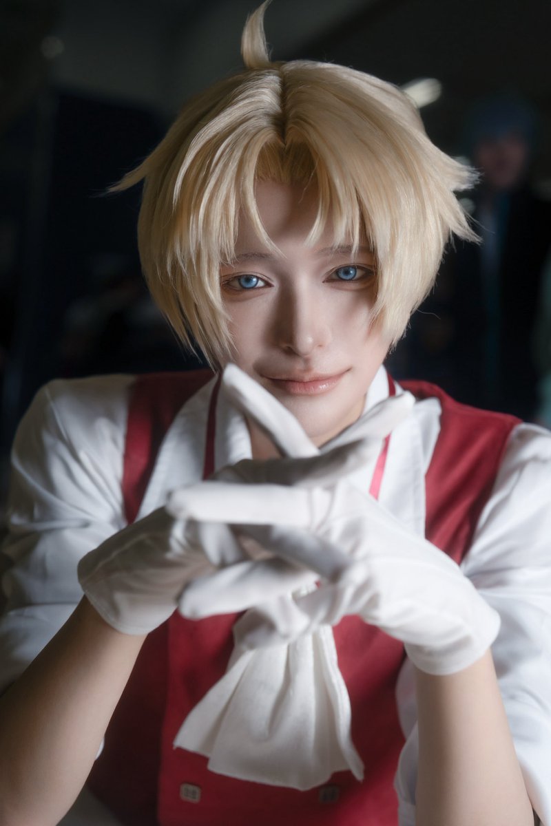 surumeCosplay's tweet photo. 君、ロイドは何処にやったのかな…？  cos https://t.co/vbix9sdMeH
