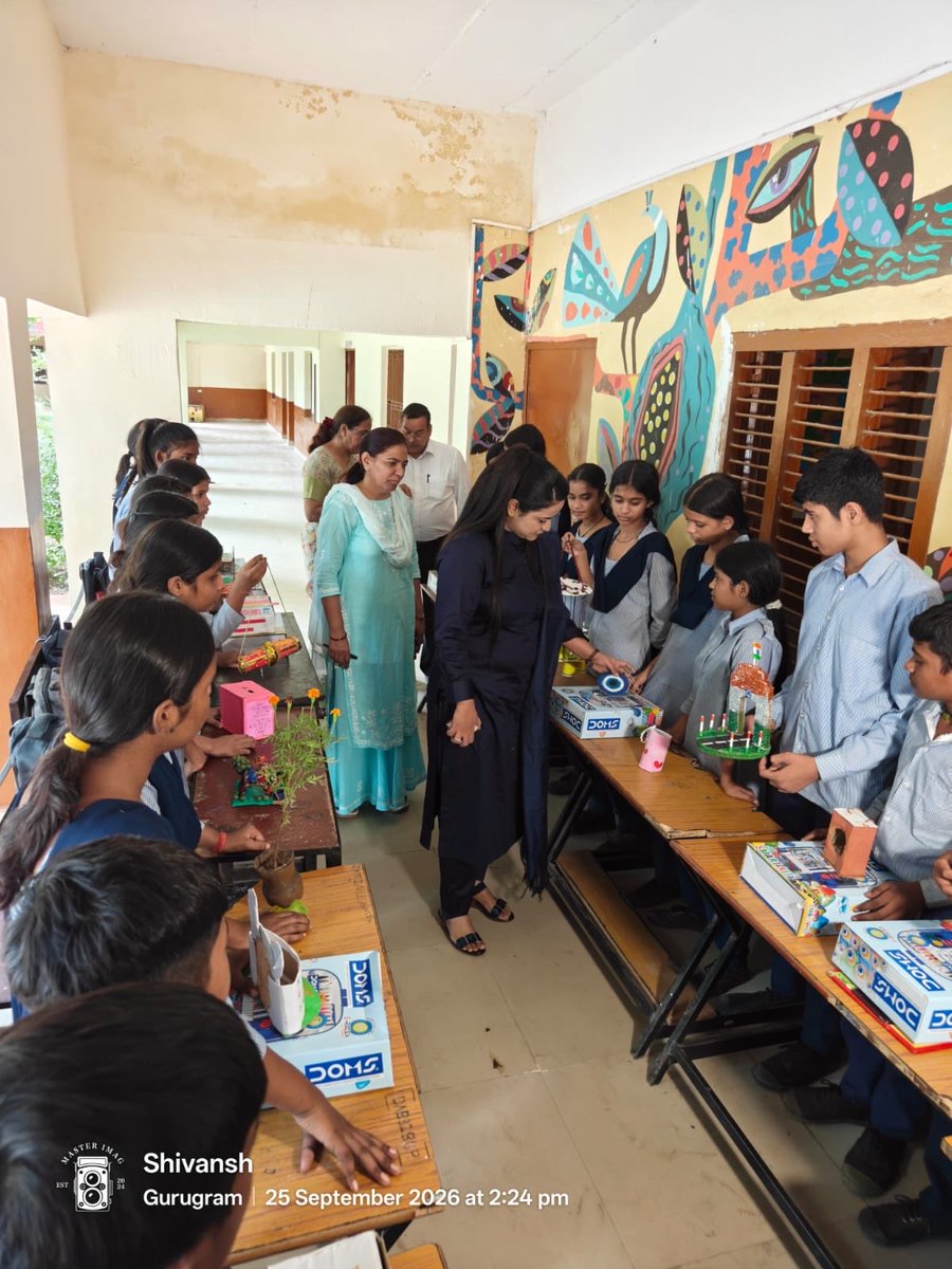 pgcilindia's tweet photo. Under #SwachhataHiSeva2026, POWERGRID organized various school level competitions in painting, waste-to-art, and slogan writing, promoting cleanliness, awareness, well-being, and inclusive community engagement.
#CommunityWelfare
#SwachhBharat
#POWERGRID
#SHS2026
#SwachhataHiSeva2026 
@SwachhBharat
@MoHUA_India
@MoJSDDWS
@MinOfPower
@PIB_India
